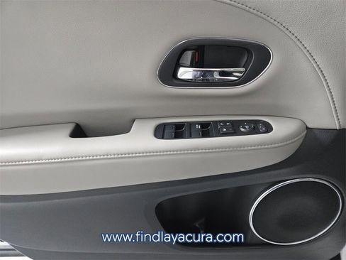 Used 2019 Honda HR-V EX-L image 18