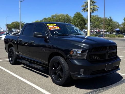 Used 2018 RAM 1500 Express w/ Black Ram 1500 Express Group RWD image 3