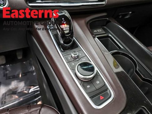 Used 2021 Cadillac Escalade ESV Premium Luxury Platinum image 21