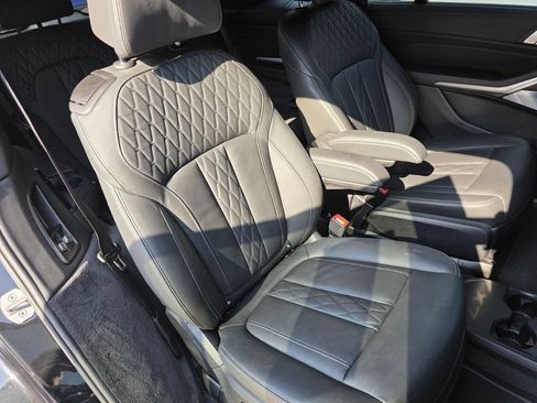 Certified 2024 BMW X7 M60i w/ Executive Package AWD/4WD image 28