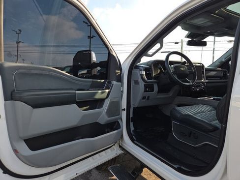 Used 2024 Ford F350 Limited w/ FX4 Off-Road Package image 8