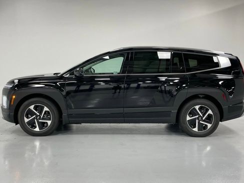 New 2026 Hyundai Ioniq 9 SE image 2