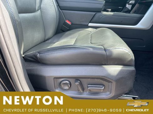 Used 2022 Toyota Tundra Platinum w/ Advanced Package AWD/4WD image 18