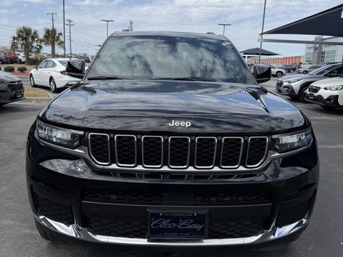 Used 2024 Jeep Grand Cherokee L Laredo image 5