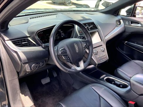 Used 2018 Lincoln MKC Premiere image 17