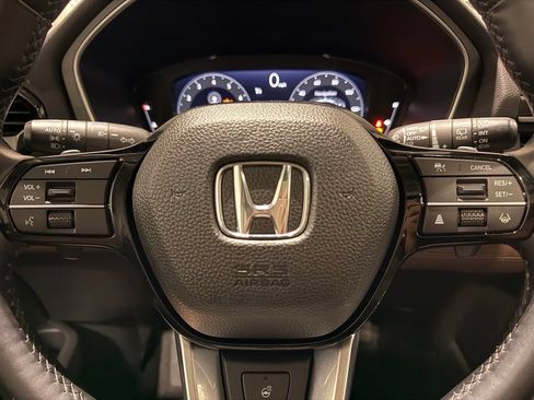Used 2025 Honda Pilot Elite image 23