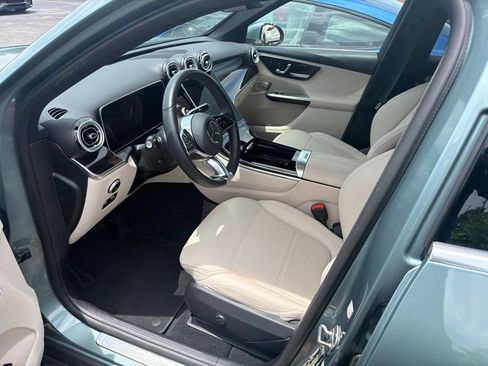 Certified 2026 Mercedes-Benz GLC 300 image 5