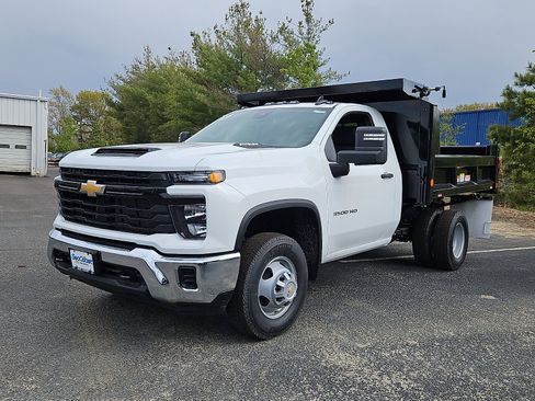 New 2026 Chevrolet Silverado 3500 W/T w/ WT Convenience Package image 2