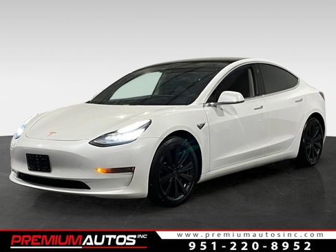 Used 2020 Tesla Model 3 image 1