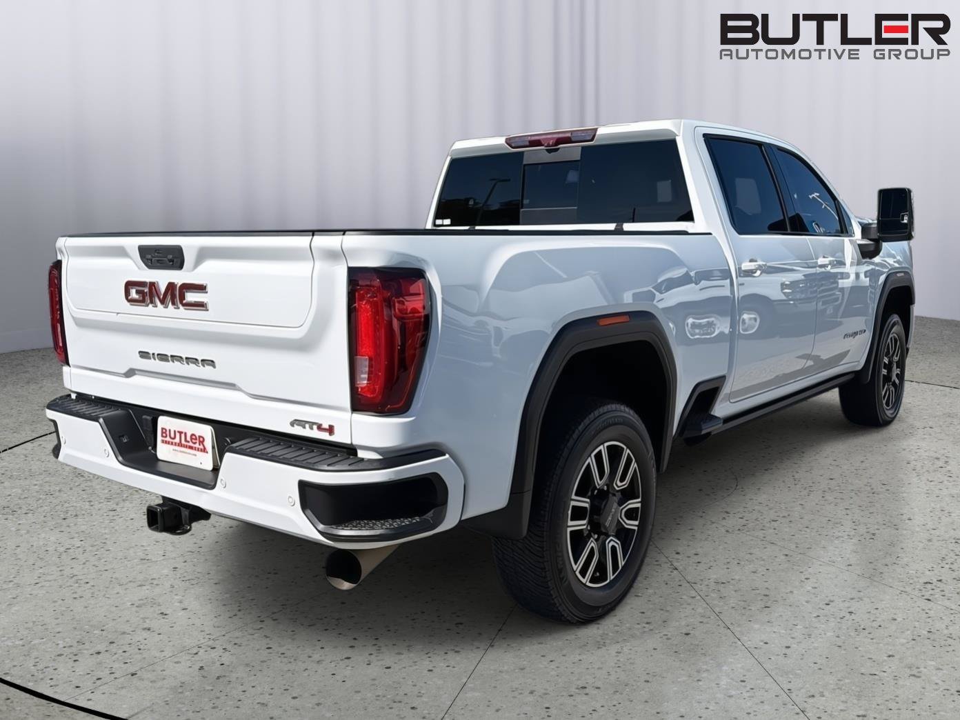 Used 2023 GMC Sierra 2500 AT4 w/ AT4 Premium Plus Package AWD/4WD image 6