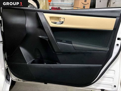 Certified 2018 Toyota Corolla LE image 22