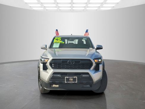 Used 2025 Toyota Tacoma TRD Off-Road w/ TRD Off Road Upgrade Package image 2