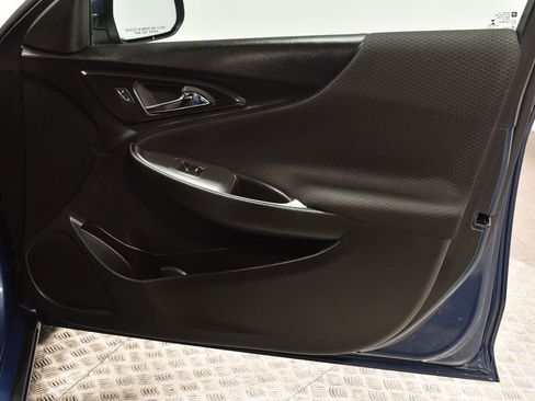 Used 2024 Chevrolet Malibu LT image 33