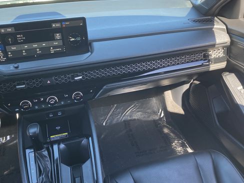 Used 2025 Honda Accord Sport image 14