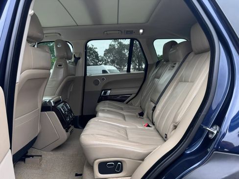 Used 2015 Land Rover Range Rover Supercharged AWD/4WD image 18