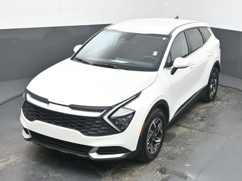 Used 2023 Kia Sportage LX image 33