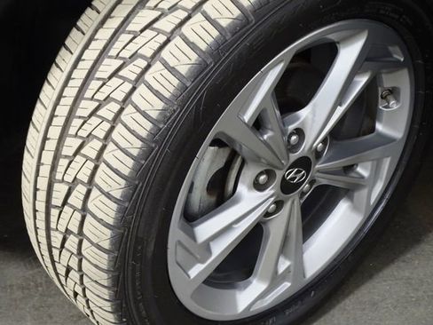 Used 2022 Hyundai Kona SEL image 39