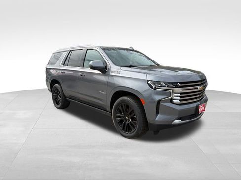 Used 2021 Chevrolet Tahoe High Country w/ Premium Package AWD/4WD image 1
