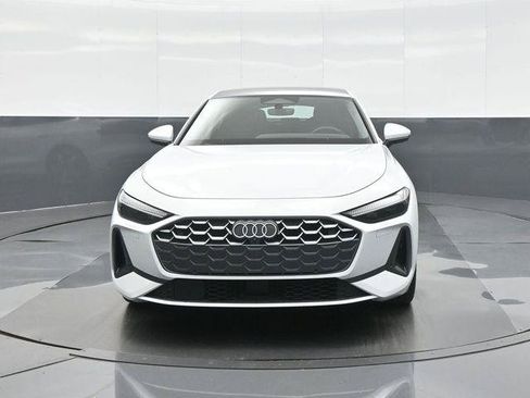 Used 2025 Audi A5 2.0T Premium Plus w/ Premium Plus AWD/4WD image 5