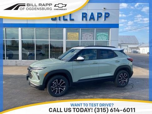 Used 2025 Chevrolet TrailBlazer ACTIV w/ Convenience Package image 1