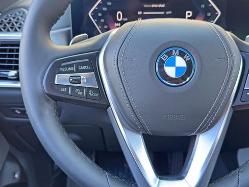 Used 2024 BMW X5 xDrive50e w/ Executive Package AWD/4WD image 23