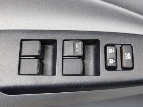 Used 2014 Toyota Tacoma PreRunner w/ TRD Sport Package image 16