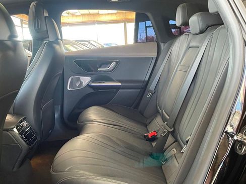 Used 2023 Mercedes-Benz EQE 500 4MATIC Sedan image 17