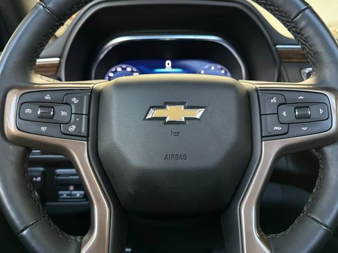 Used 2024 Chevrolet Tahoe High Country w/ Premium Package image 34