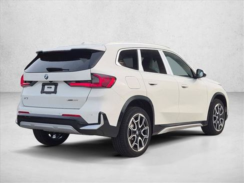 New 2027 BMW X1 xDrive28i AWD/4WD image 2