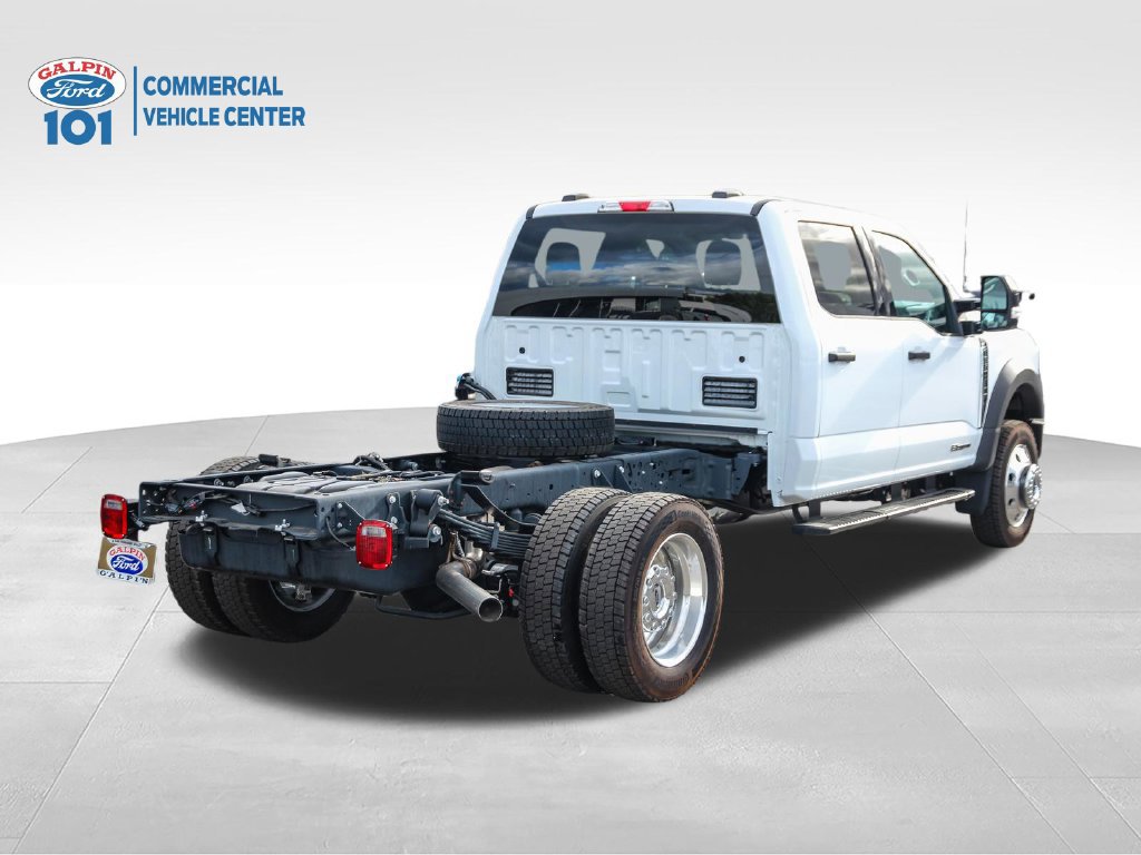 New 2026 Ford F550 4x4 Crew Cab Super Duty w/ XLT Value Package image 4