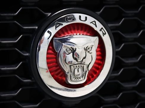 Used 2018 Jaguar F-PACE Prestige AWD/4WD image 14