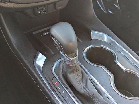 Used 2023 Chevrolet Traverse High Country image 20