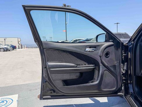 Used 2023 Dodge Charger SXT RWD image 21