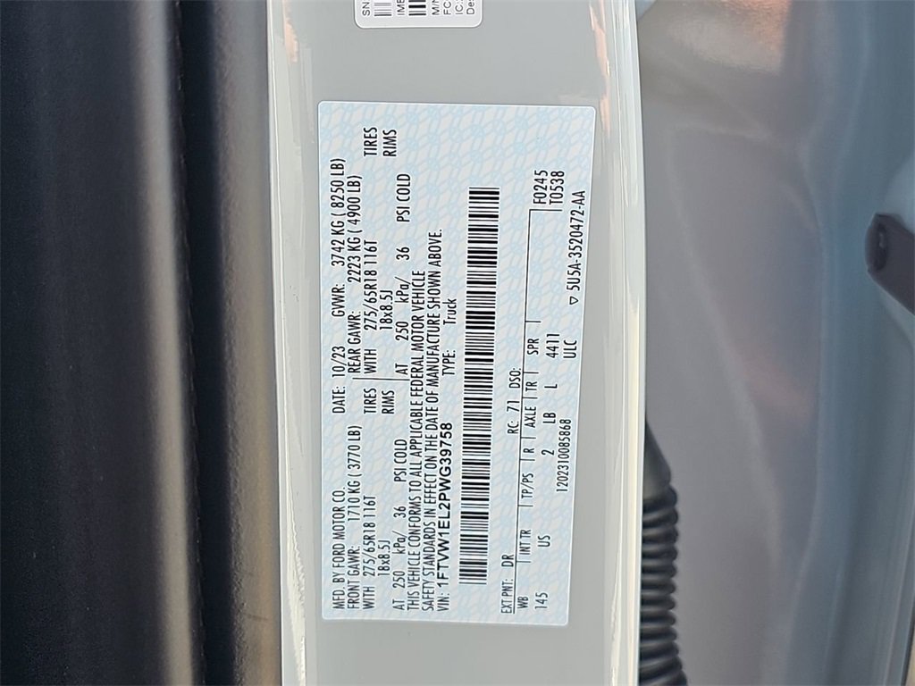Used 2023 Ford F150 Lightning XLT AWD/4WD image 33