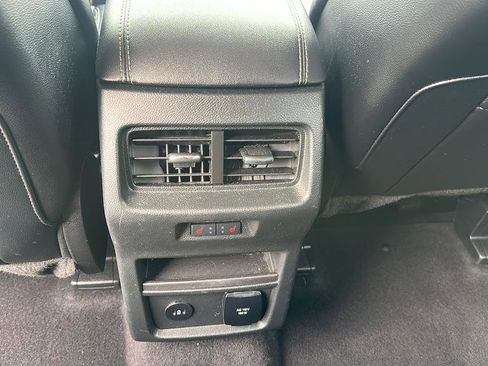Used 2023 Ford Edge Titanium w/ Equipment Group 301A AWD/4WD image 21