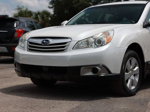 Used 2012 Subaru Outback 2.5i Premium w/ Popular Pkg 1B AWD/4WD image 25