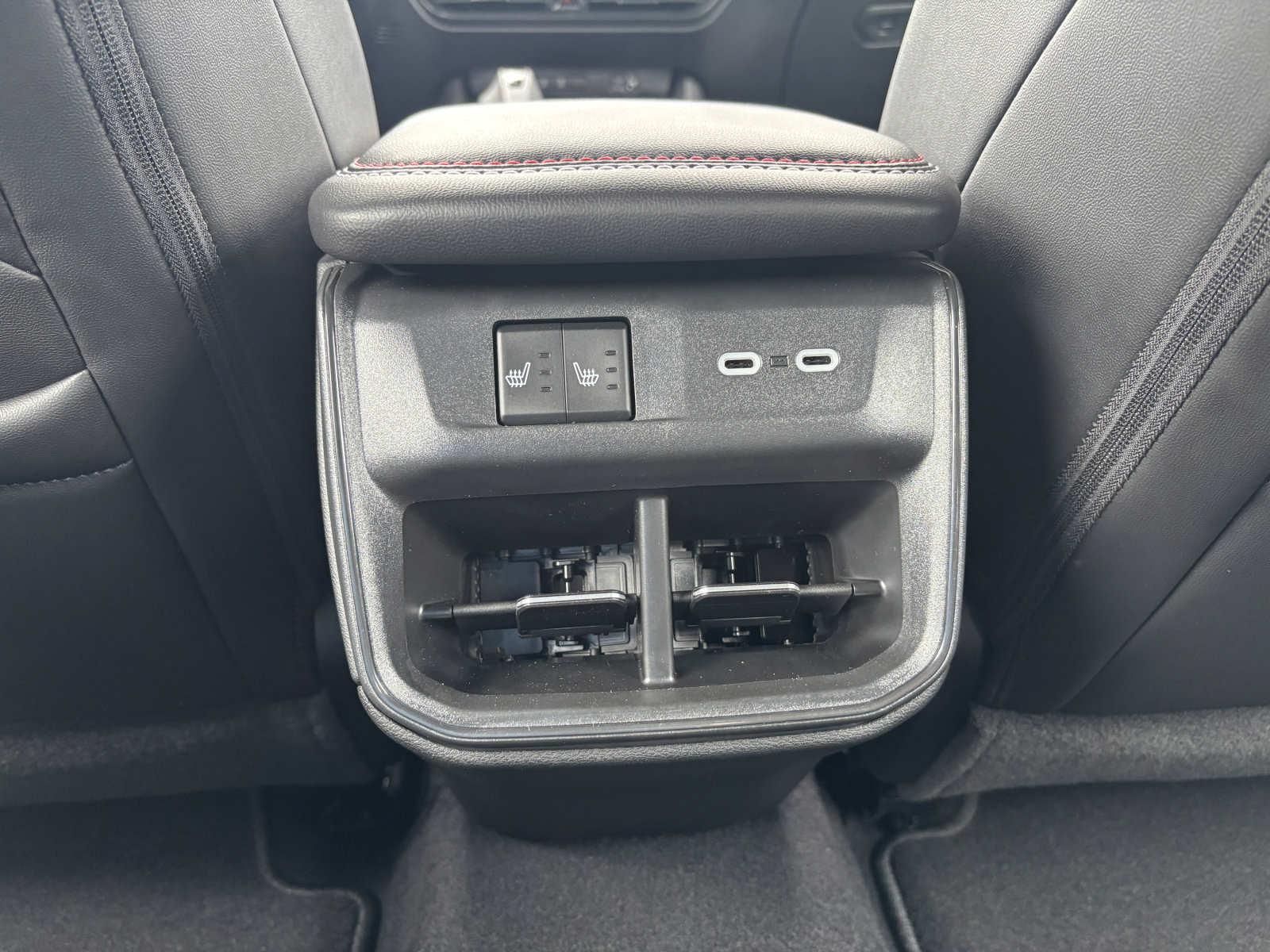 New 2026 Dodge Charger R/T AWD/4WD image 11