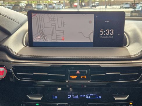 Certified 2022 Acura MDX SH-AWD w/ Advance Package image 17