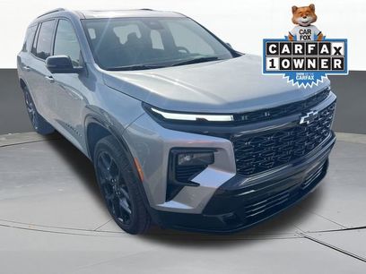 Used 2024 Chevrolet Traverse RS w/ LPO, Floor Liner Package