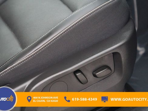 Used 2023 Buick Envision Essence image 16