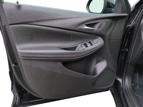 Used 2025 Buick Encore GX Preferred FWD image 13
