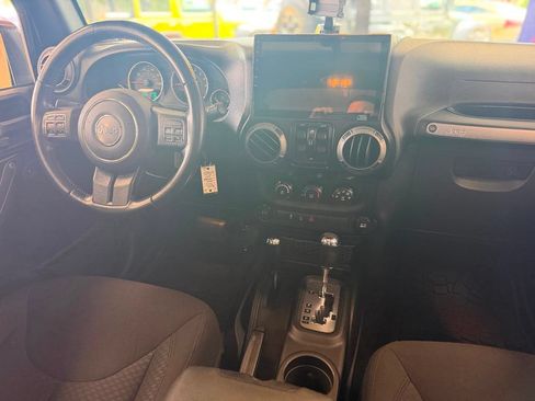 Used 2017 Jeep Wrangler Unlimited Sport AWD/4WD image 33