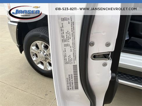 Used 2024 RAM 2500 Big Horn image 33