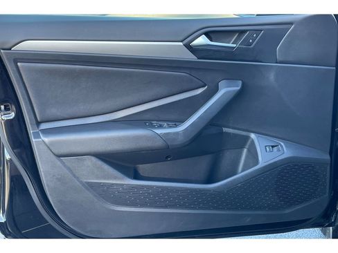 Used 2020 Volkswagen Jetta S w/ Driver Assistance Package image 11