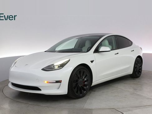 Used 2023 Tesla Model 3 Performance image 2