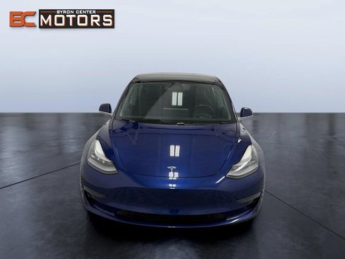 Used 2019 Tesla Model 3 Standard Range Plus RWD image 8