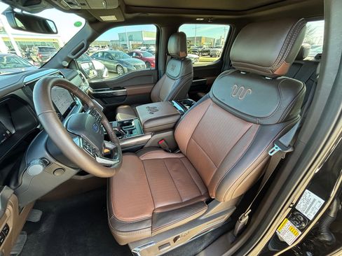 Used 2025 Ford F150 King Ranch w/ FX4 Off-Road Package image 16