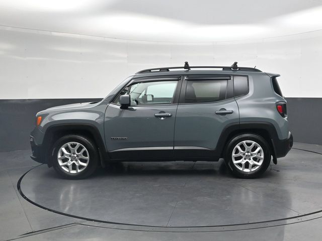 Used 2016 Jeep Renegade Latitude FWD image 8