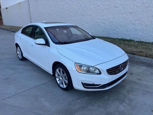 Used 2016 Volvo S60 T5 Premier image 19