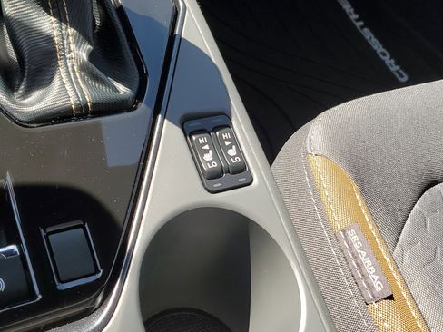 Used 2025 Subaru Crosstrek 2.5i Sport w/ Popular Package #4A image 27